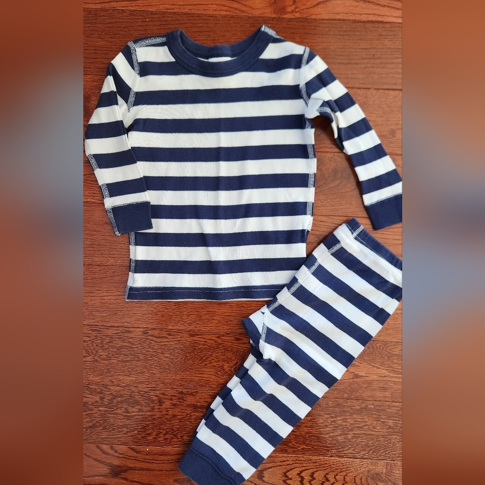 GUC Hanna Anderson PJ Set